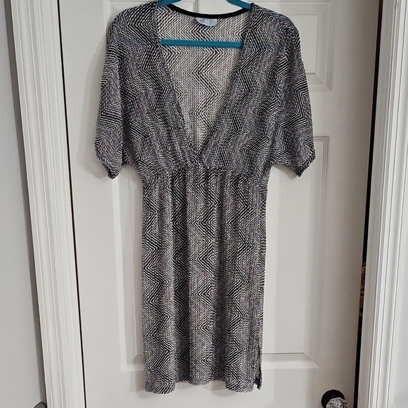 beach belle Other - Black and White Midi Swim Coverup with Plunge Neckline
